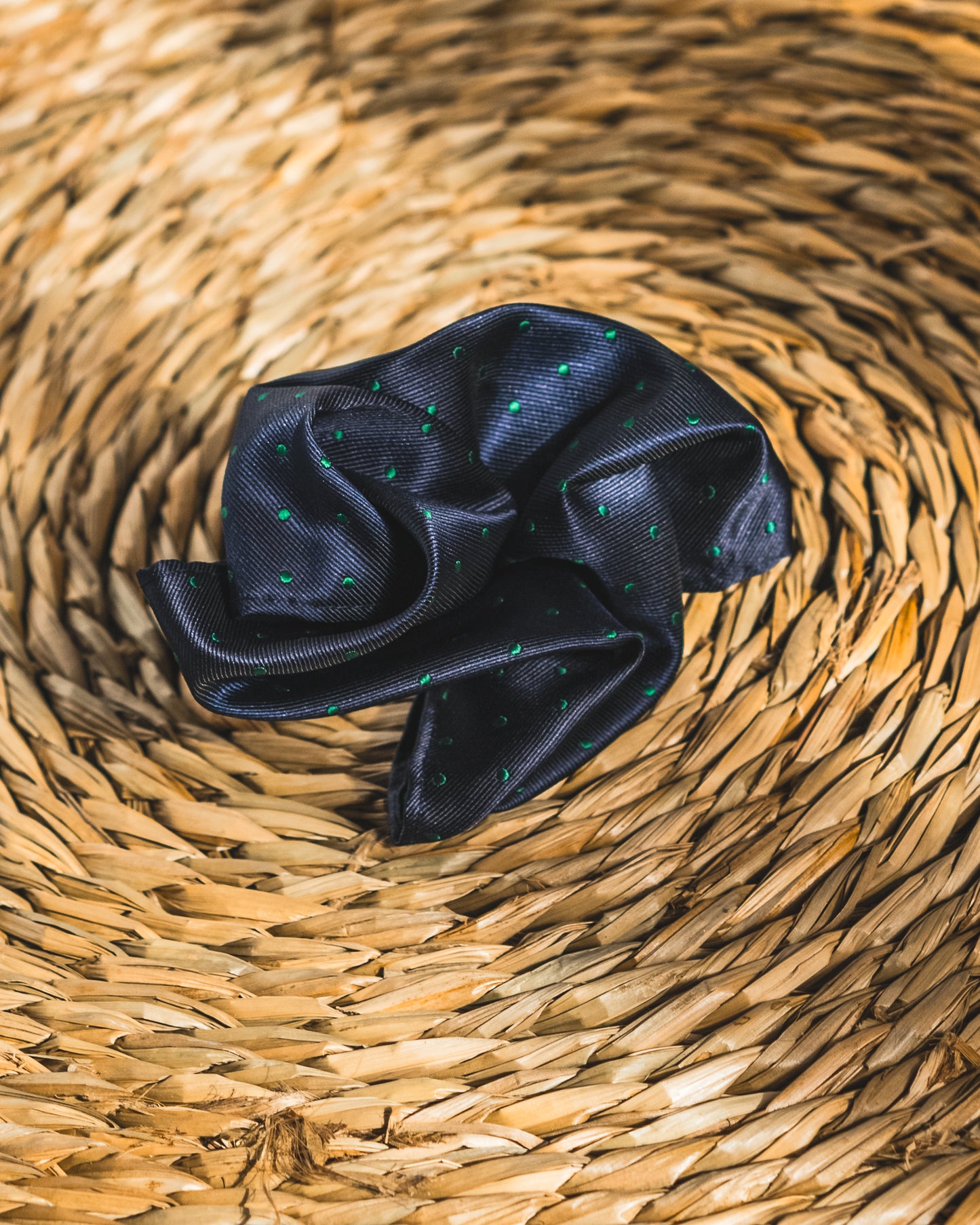 Azul marino microtopos verde