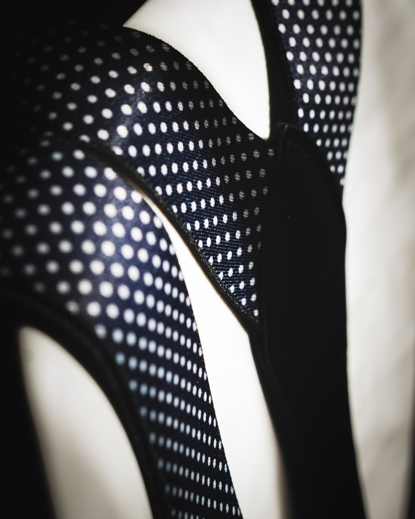 Tirantes azul marino topos